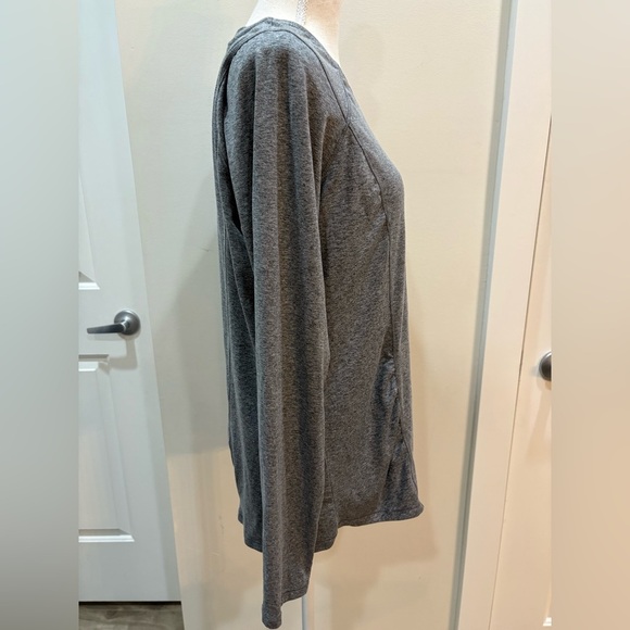 HYBA Gray Long Sleeve Activewear Top Ruched Side Crewneck Women’s XL - Picture 2 of 9